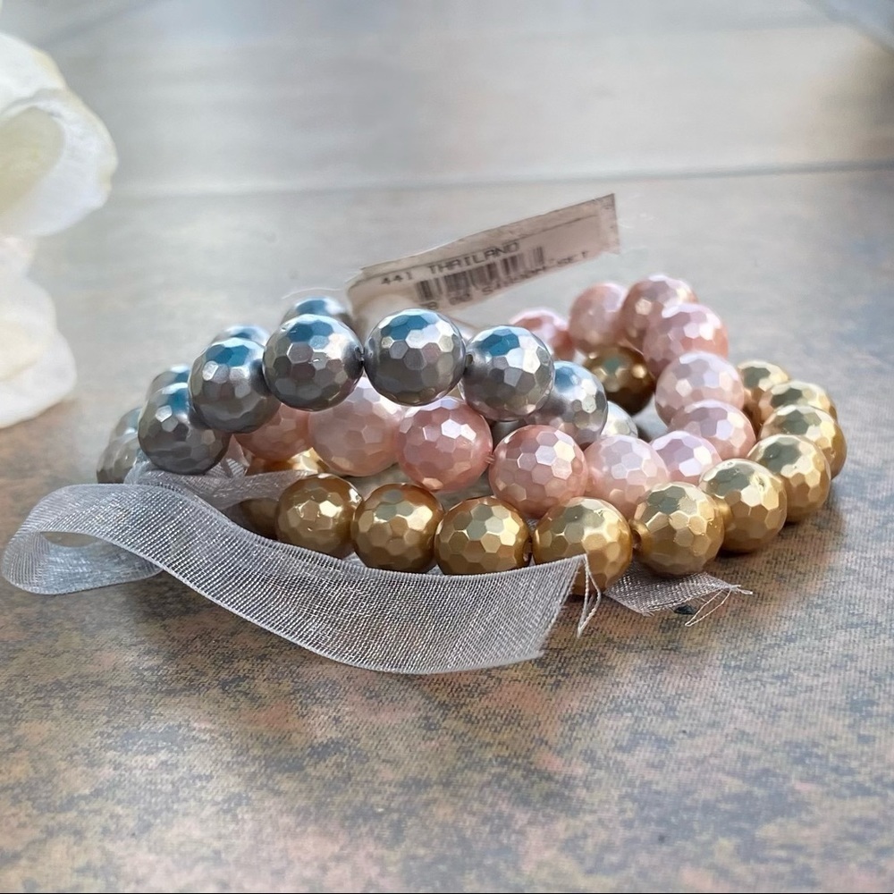 BLOOMINGDALE’S AQUA BRAND SET OF THREE FACETED BEAD & PEARL BRACELETS